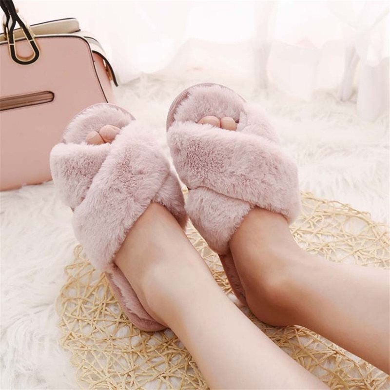 Winter Women Home Slippers With Faux Fur Fashion Warm Shoes Woman Slip On Flats Female Slides Black Plus Size